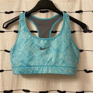 Nike DRI-FIT Sports Bra